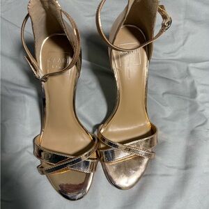 Kaari Blue Shimmering Gold Heels